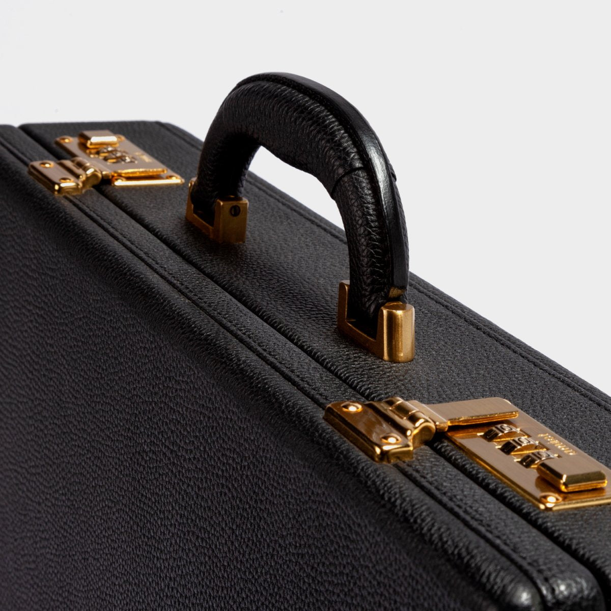 アタッシュケース(B4)